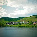 Sewenig Hotell